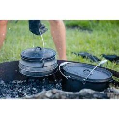 Campfire Pre Seasoned Cast Iron Camp Oven 10 Quart -BCF Outdoor Gear BCF 213610 03 hi res