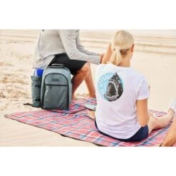 Wanderer Picnic Backpack 4 Person -BCF Outdoor Gear BCF 578455 08 hi res